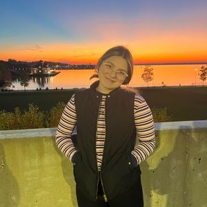 Meet your Posher, Kaila